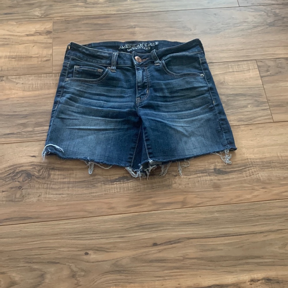 American Eagle shorts size 6